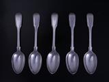 Five George IV fiddle and thread pattern sterling silver dessert spoons