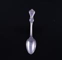 A modern Albert pattern sterling silver dessert spoon