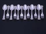 An Edwardian sterling silver King's Husk pattern dessert service for 6 people