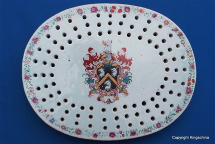 Chinese Armorial Porcelain Plate Drainer SKINNER