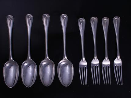 Part service of Victorian Hanoverian, thread and drop pattern sterlng silver flatware