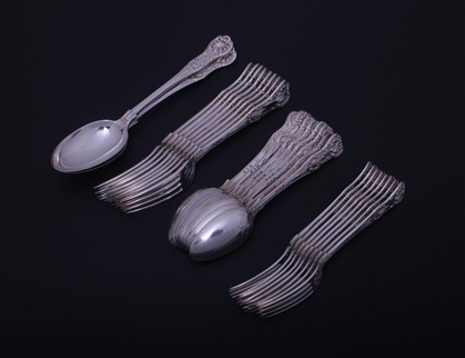 Collection of Victorian Queen's pattern sterling silver flatware
