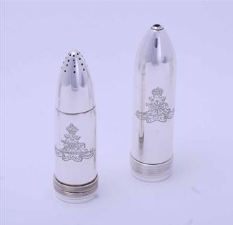 REGIMENTAL: Rare World War One sterling silver artillery shell condiment set