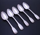 Set of five George IV fiddle, thread and shell pattern sterling silver spoons