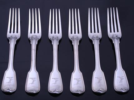 Set of six Regency fiddle and thread pattern sterling silver table forks