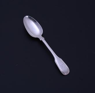 A William IV fiddle and thread pattern sterling silver teaspoon