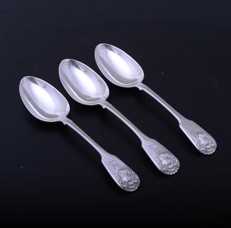 Three William IV sterling silver fiddle and husk pattern dessert spoons