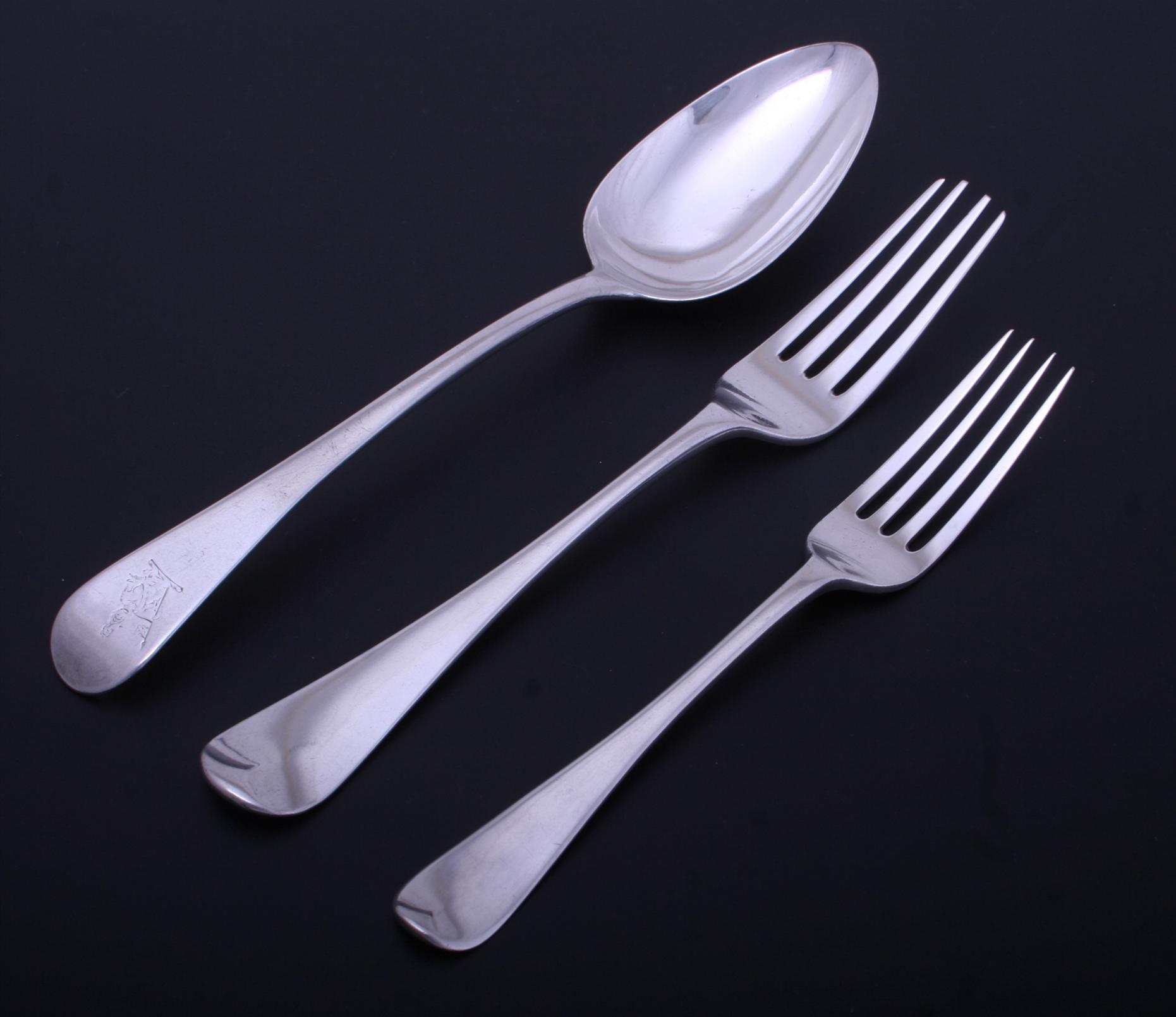 A matched collection of III / IV Old English pattern silver