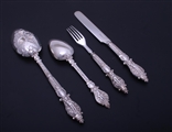 Fine Victorian rare pattern sterling silver dessert service for 8 people
