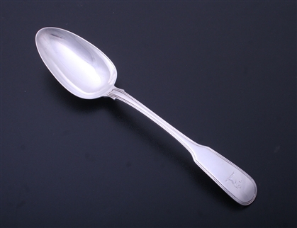 A George IV sterling silver fiddle and thread pattern table spoon