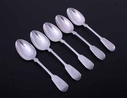 A set of five Victorian fiddle pattern sterling silver dessert spoons