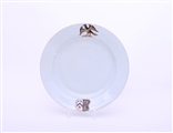 WILLES: A fine set of four Chinese armorial export porcelain circular dishes, Qianlong (1736-1795)