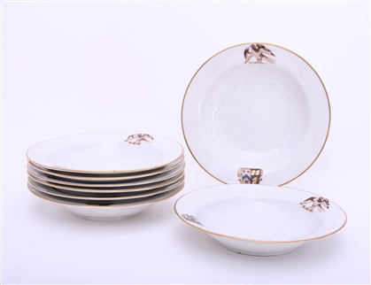 WILLES: A set of eight George III armorial soup bowls