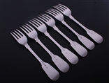 A set of six Victorian fiddle pattern sterling silver table forks