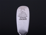 Rare set of three Irish Victorian fiddle pattern sterling silver salt shovels