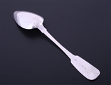 An Irish George IV fiddle pattern sterling silver table spoon