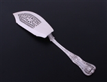 A William IV King's pattern sterling silver fish slice