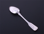 A George IV fiddle pattern sterling dessert spoon