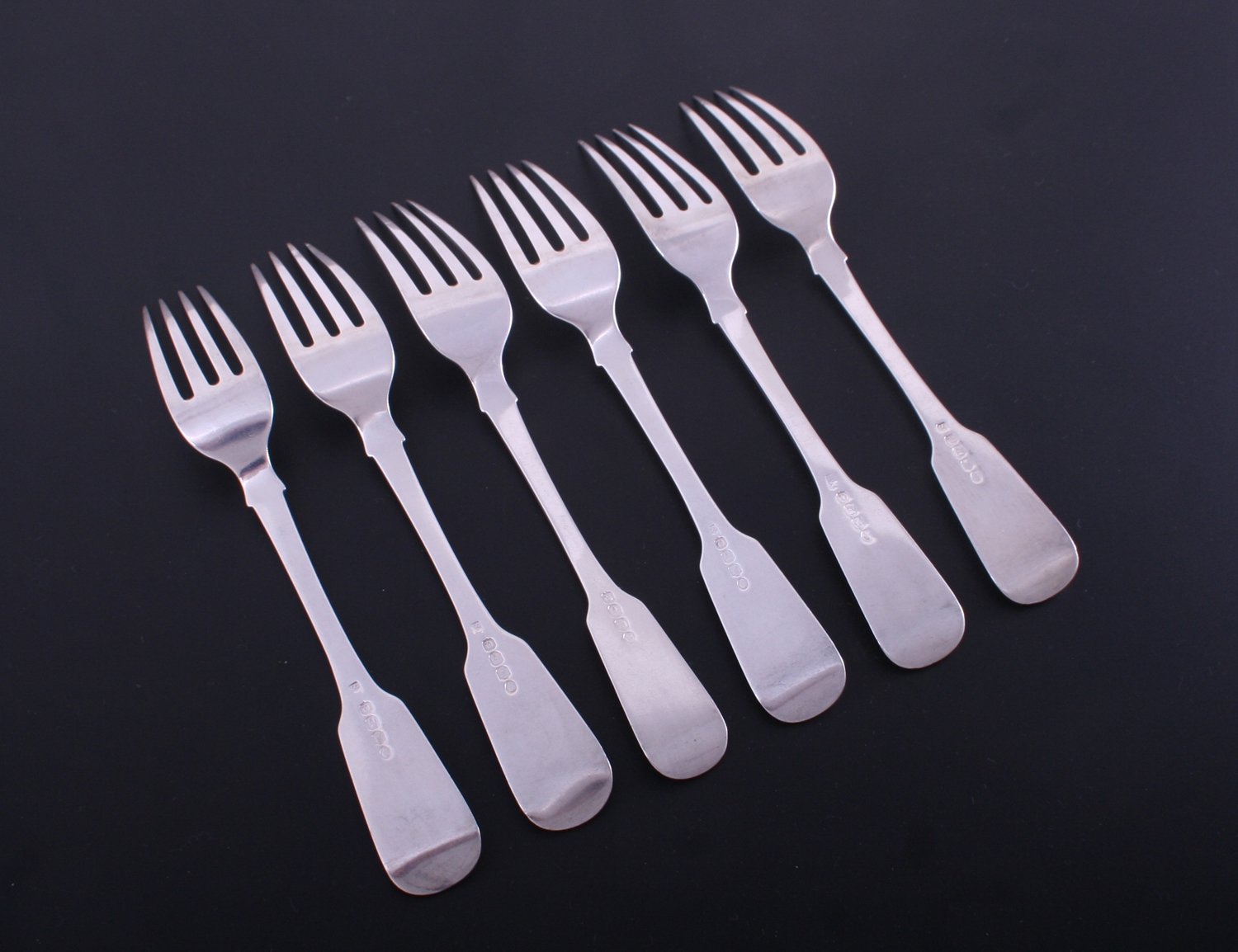 A set of six Irish William IV fiddle pattern sterling silver dessert