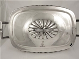 A fine George III sterling silver sauce tureen and cover