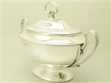 A fine and impressive antique Edwardian English sterling silver soup tureen
