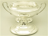 A fine and impressive antique Edwardian English sterling silver soup tureen