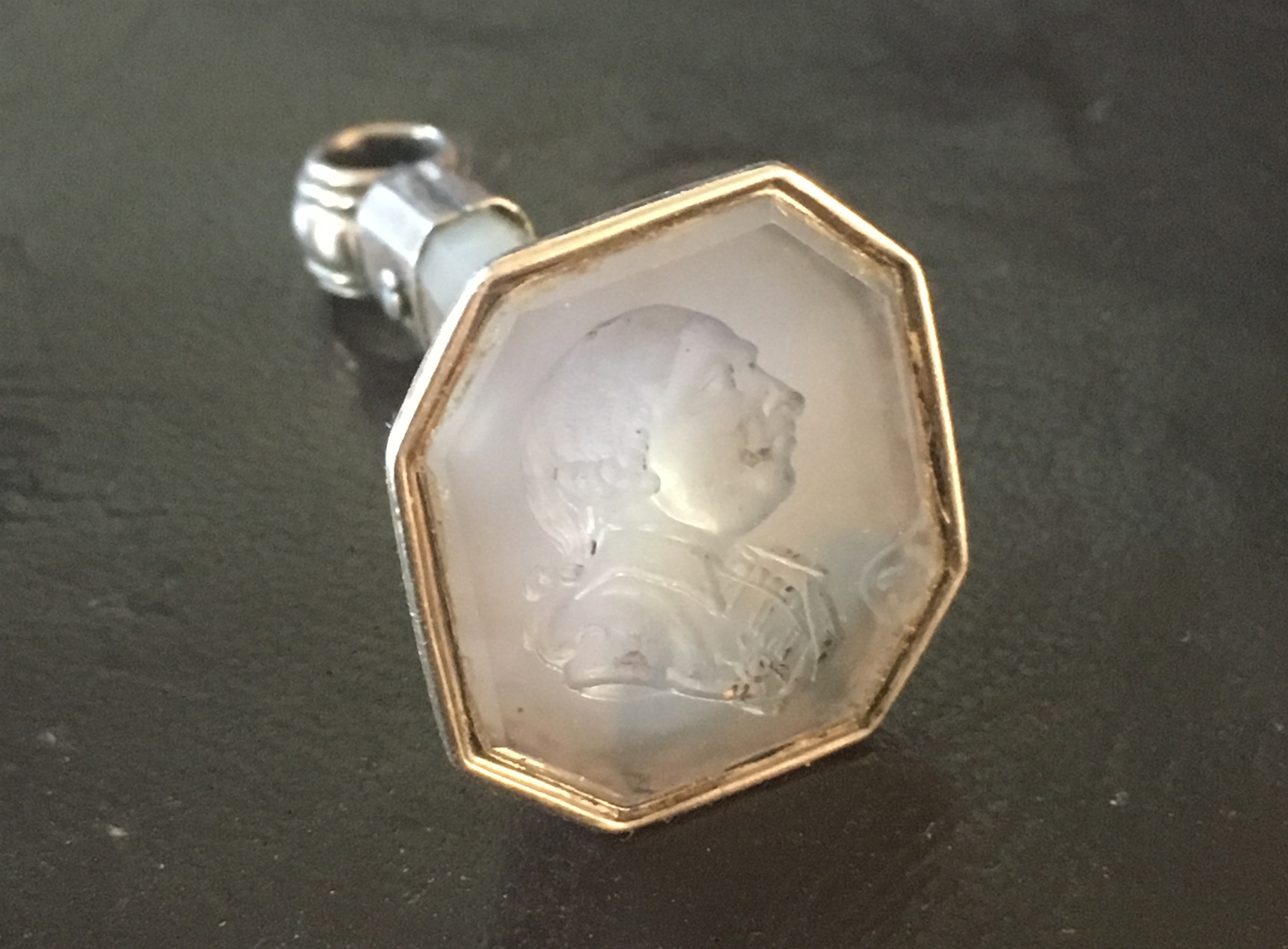 An 18th century portrait seal of King George III : MyFamilySilver.com