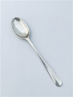 Antique George II Hallmarked Sterling Silver Shell Back Hanoverian Pattern Teaspoon c.1735